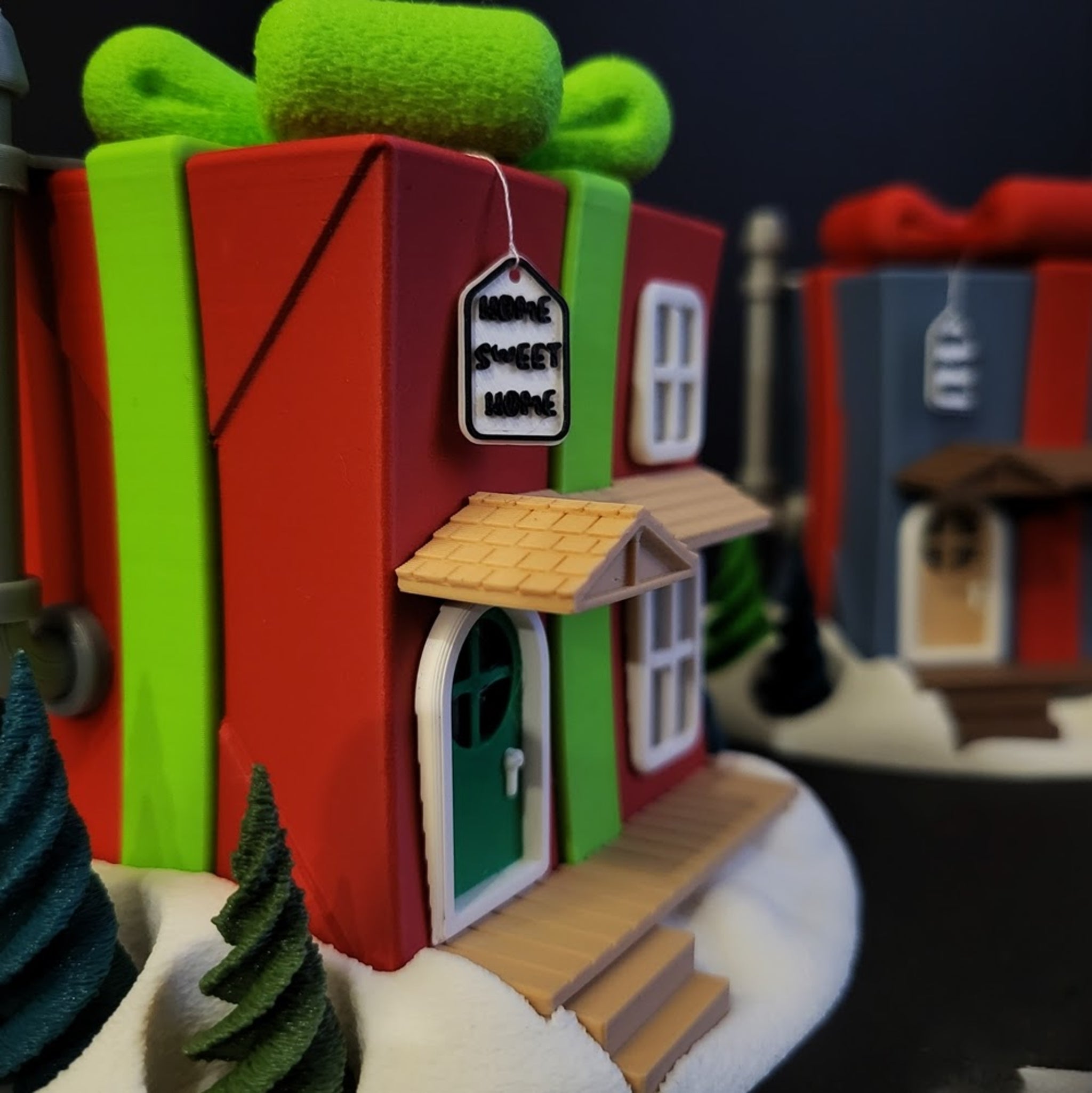 Light-Up Christmas Present Fairy House Set