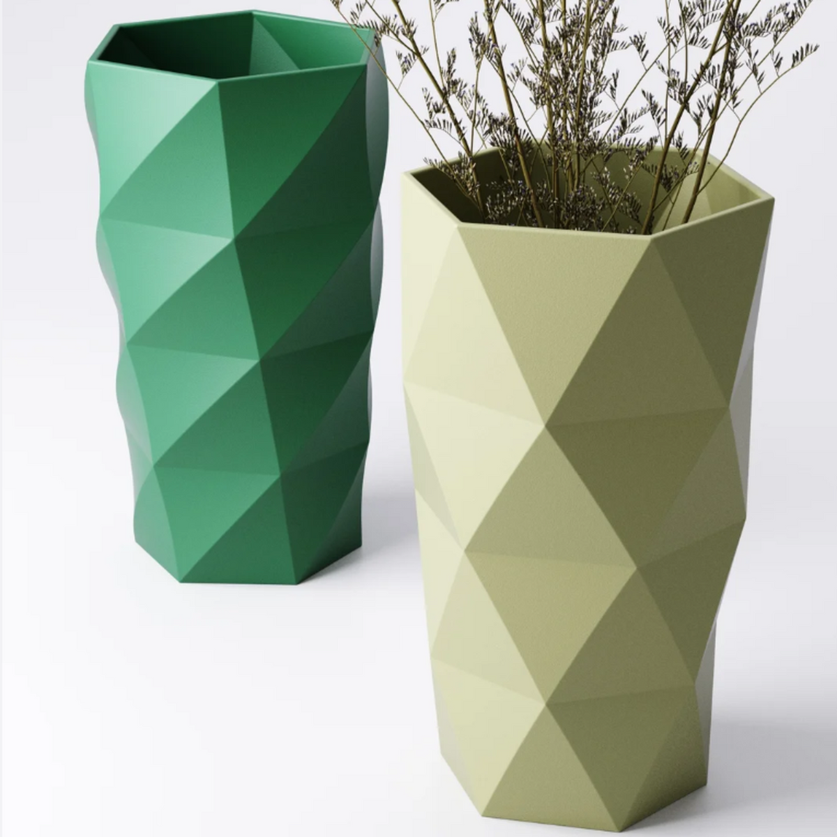 Geometric Vase: Modern Faceted Design for Dried Flowers