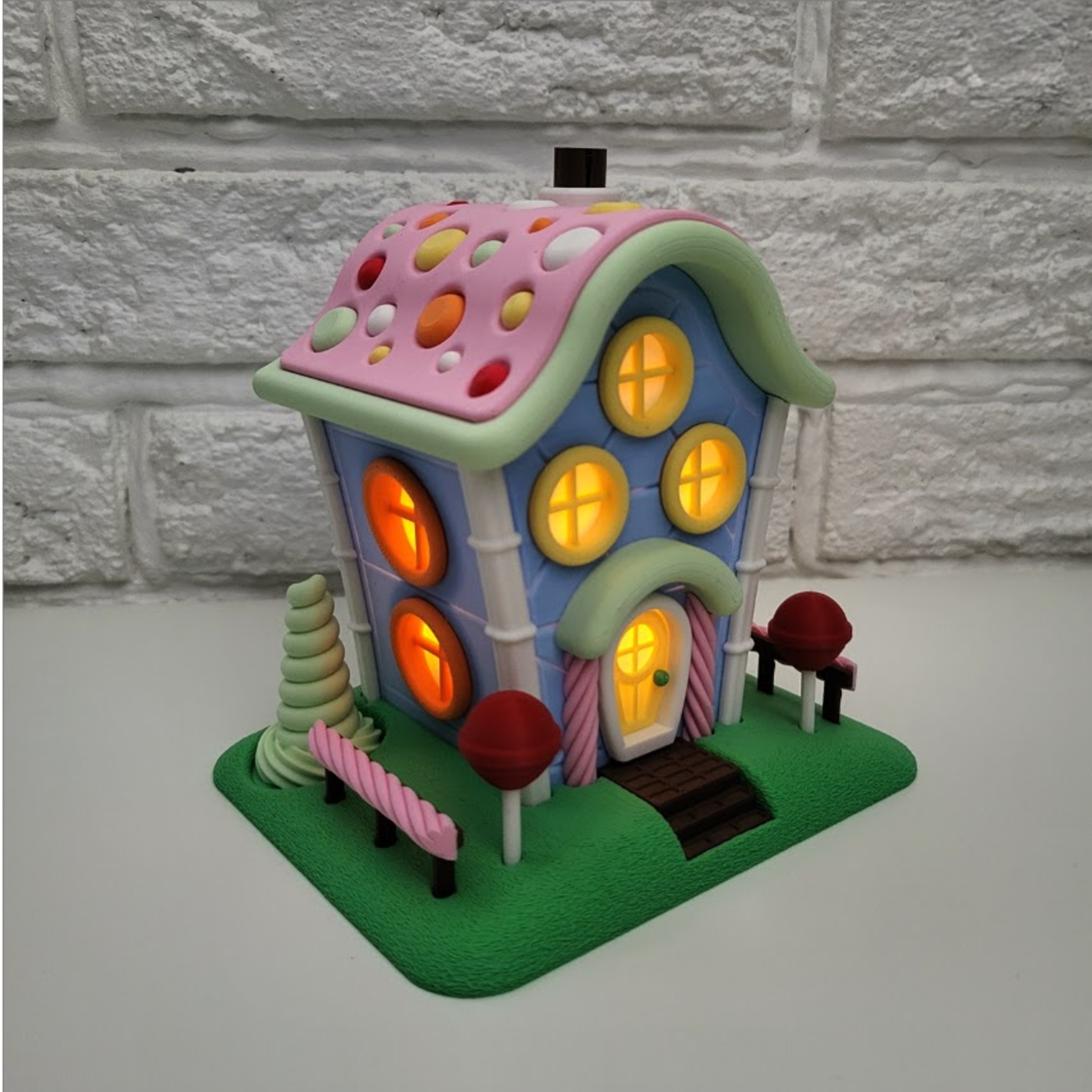 Light-Up Candy Fairy House Decor