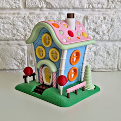 Light-Up Candy Fairy House Decor