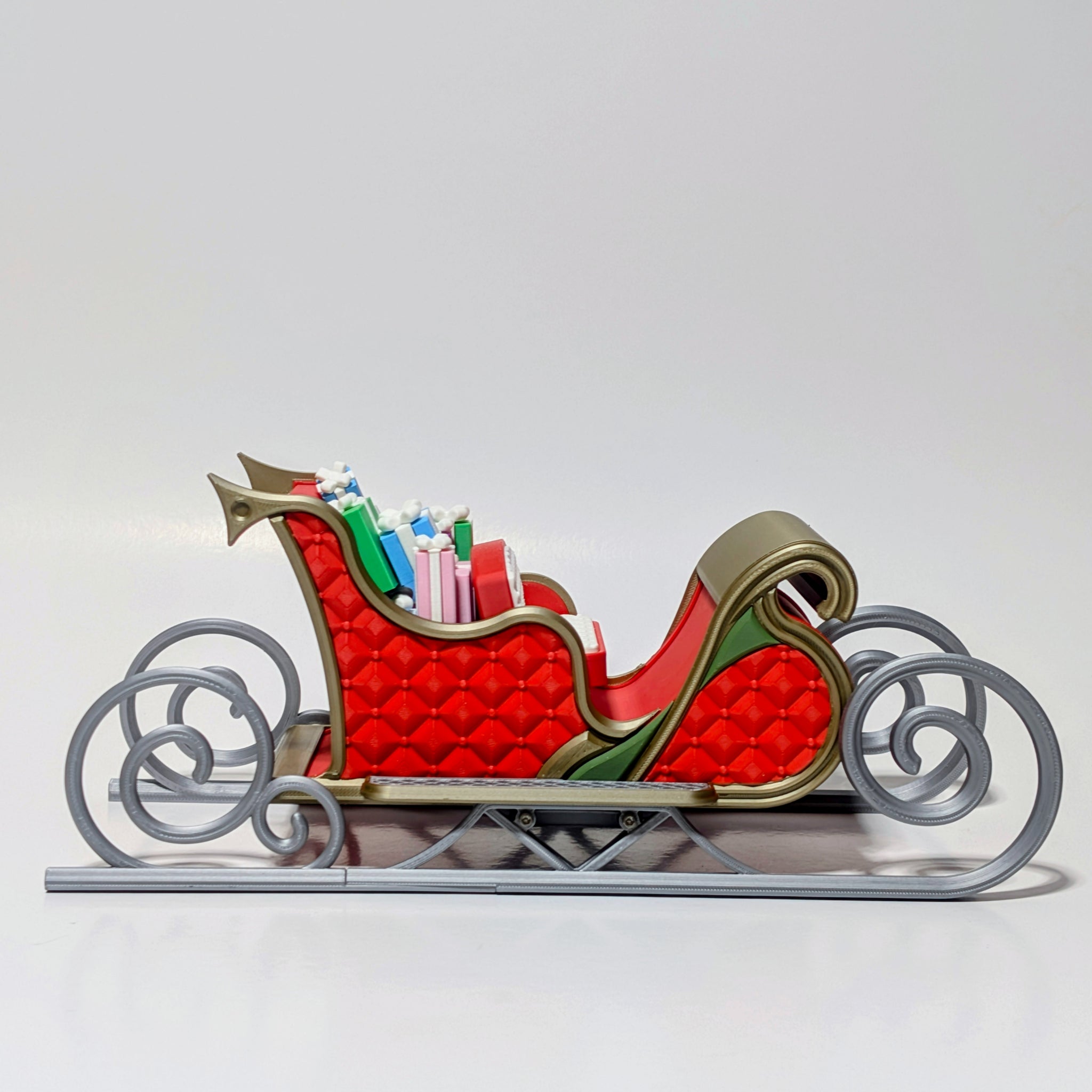 Large Christmas Decoration | Traditional Santa's Sleigh with Gifts Centrepiece