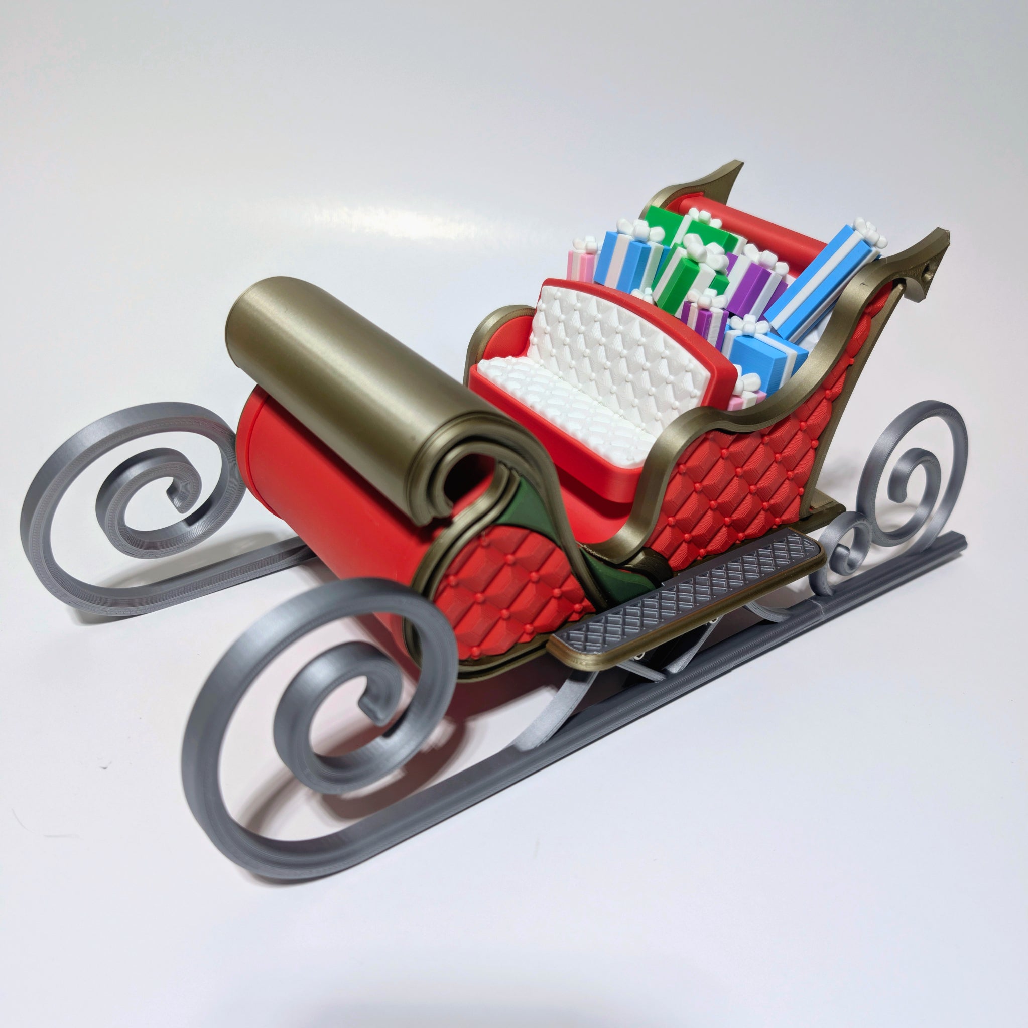 Large Christmas Decoration | Traditional Santa's Sleigh with Gifts Centrepiece