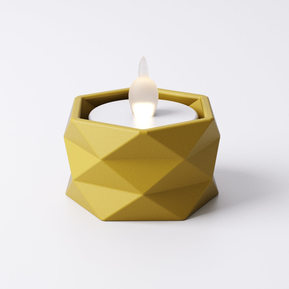 Geometric tealight holder, close-up of the angular facets