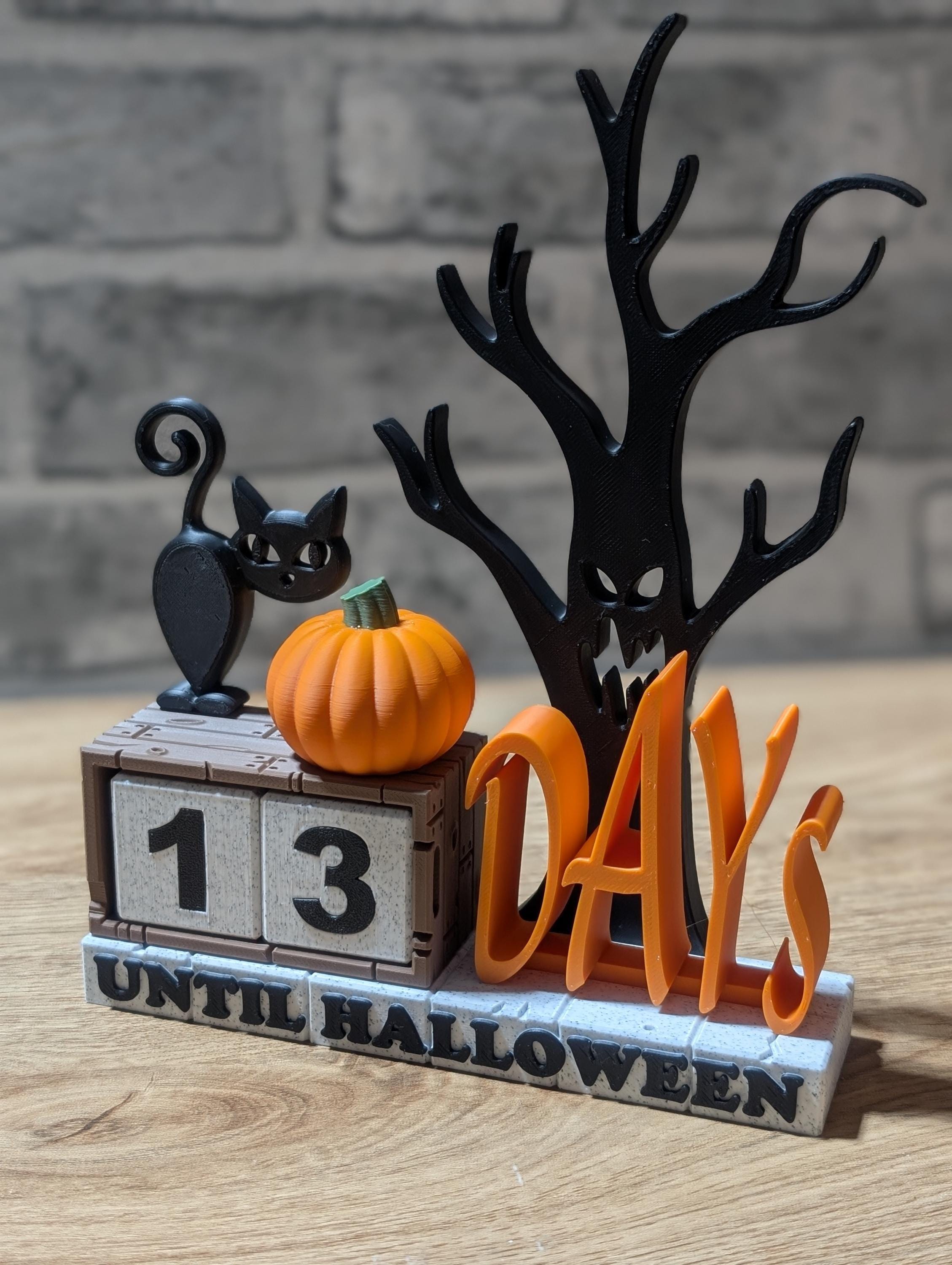 Halloween countdown calendar | spooky decor | seasonal decoration | black cat | days until