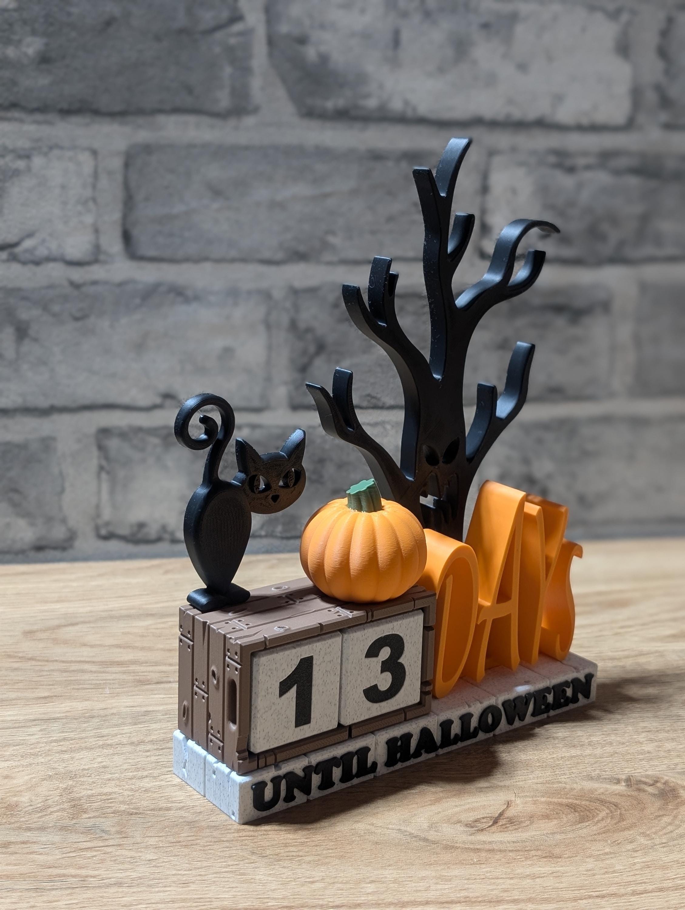 Halloween countdown calendar | spooky decor | seasonal decoration | black cat | days until