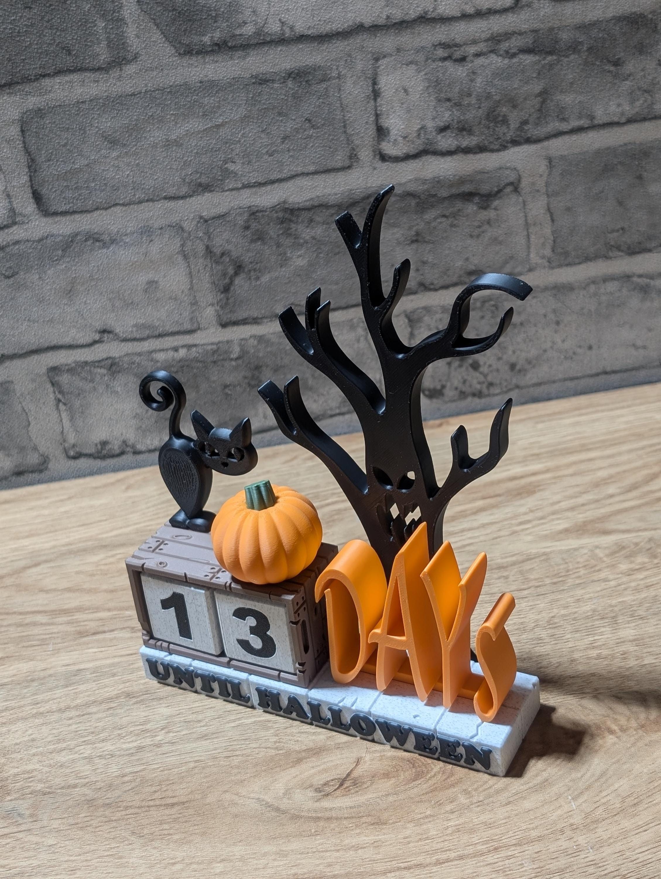 Halloween countdown calendar | spooky decor | seasonal decoration | black cat | days until