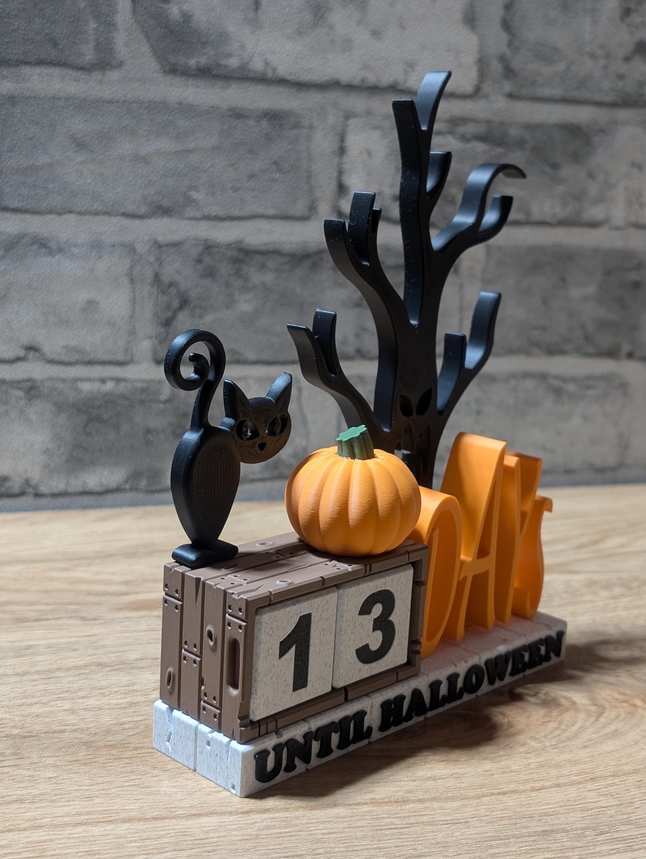 Halloween countdown calendar | spooky decor | seasonal decoration | black cat | days until