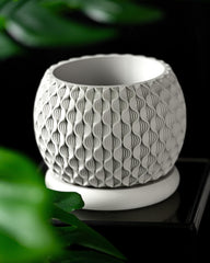 3d printed wavy geometric planter with drip tray