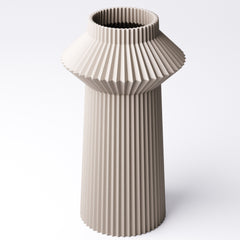 Pleated hourglass vase, close-up of the pleated texture